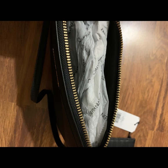 Calvin Klein purse and small wallet - Picture 4 of 4